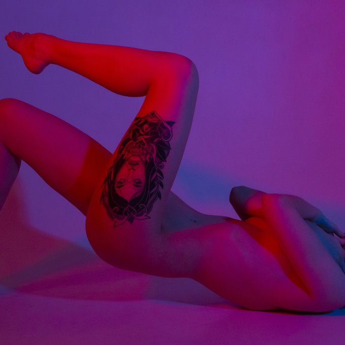 #nudemodel https://t.co/38A6whxokF<a href="/tag/nudemodel"class="tags">#nudemodel</a>