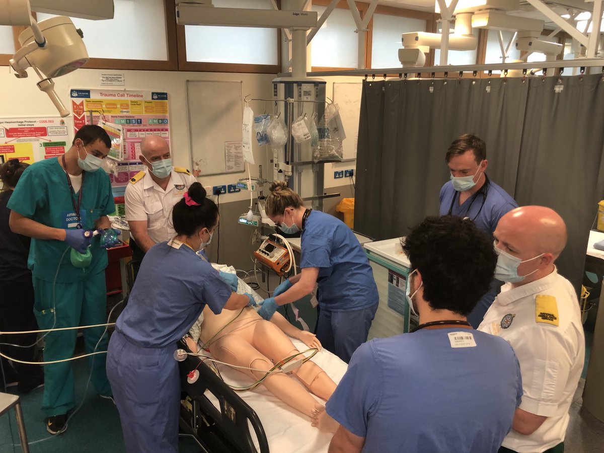 <a href="/MaterTrauma/">Mater Hospital Trauma</a> #NeuroprotectiveRSI #CodeBlack principles for SAH. Great to welcome ⁦<a href="/AmbulanceNAS/">National Ambulance Service 🇮🇪🚑</a>⁩  ⁦<a href="/andy23otoole/">Andy O Toole</a>⁩ back. Emphasis on #TeamSkills #CRM #Checklists #CognitiveOffload #Signposting #SterileCockpitRules #ActiveListening