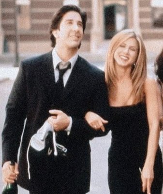 anistonjsm's tweet photo. jennifer aniston and david schwimmer as the real definition of right person but wrong time #FriendsReunion https://t.co/9Zkm3Hmv9g
