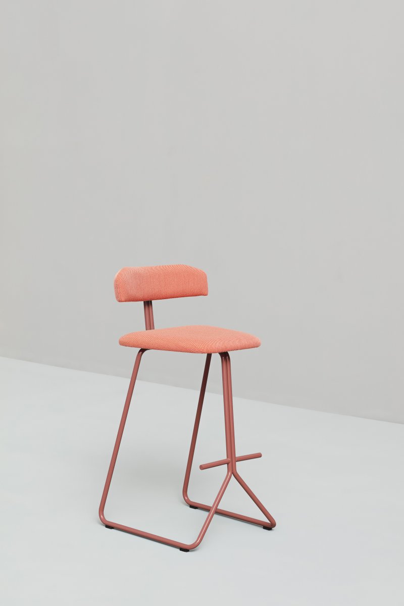 Missanadesign's tweet image. Our Rider bar stool is an appealing and extremely versatile piece that can be easily integrated and customized to adapt every decorative styles.

Know more about Rider collection.
ow.ly/w5pm50ETTHm
#MISSANAdesign #productdesign #barstooldesign #hospitalityfurniture