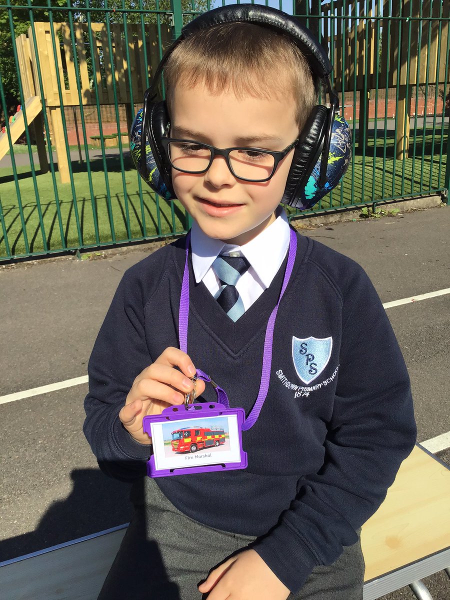 We had so much fun at the Year 2 campfire. Lots of singing, toasted marshmallows and hot chocolate. A big thank you to the very lovely <a href="/MissMcFarlane/">Miss McFarlane</a>