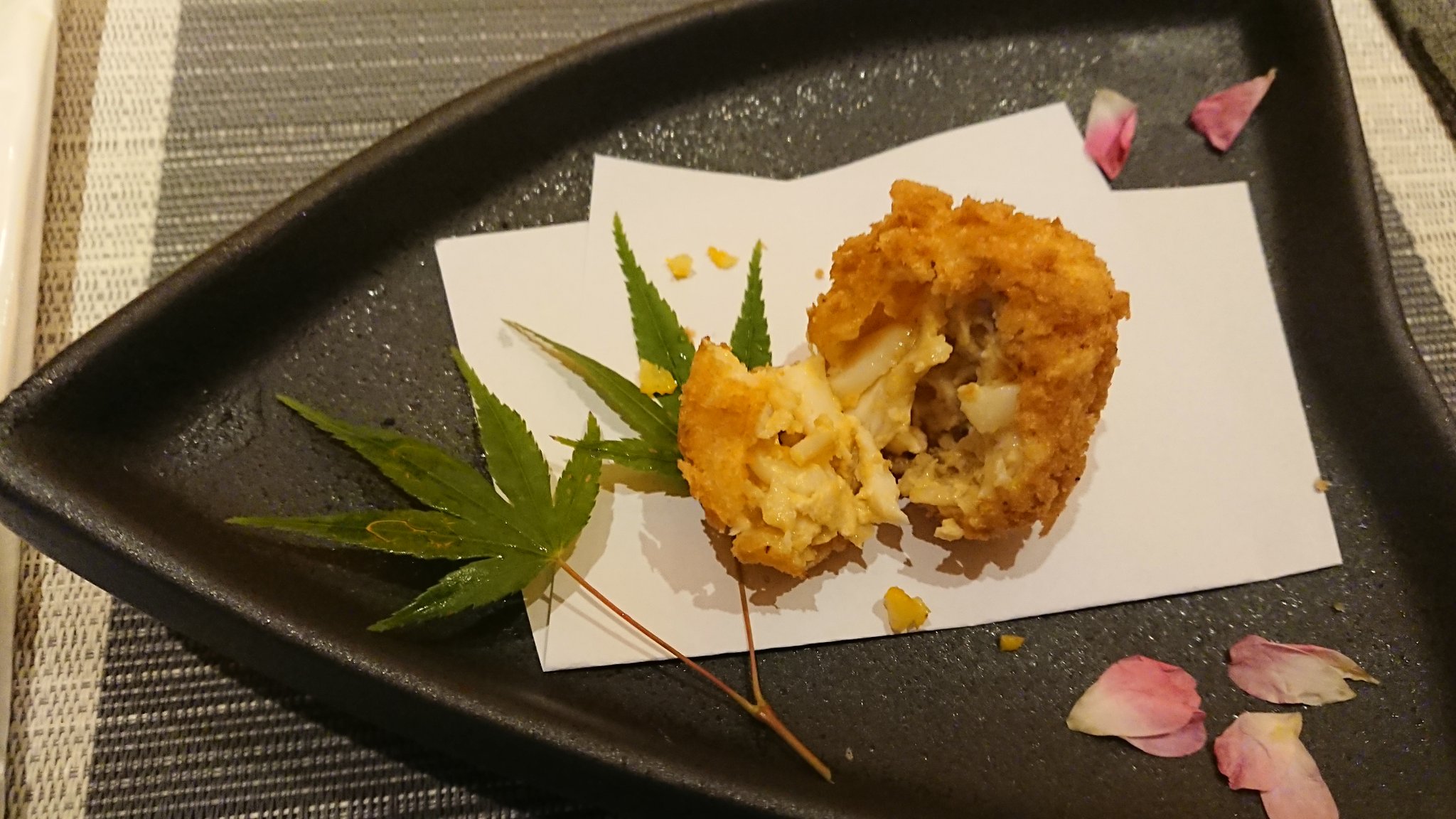 Ori 造物当日鲜鱼4种大竹荚鰤 鱼腩蓝鳍金枪鱼中脂比目鱼鮨感普普炸甜虾豌豆泥甜虾啊啊太小了吧鲜鱼海胆球只有鱼味没有海胆存在感啊清口茶高山红茶绿竹笋和牛酱像卤肉饭拌饭料越吃越甜柚子酒换可尔必思