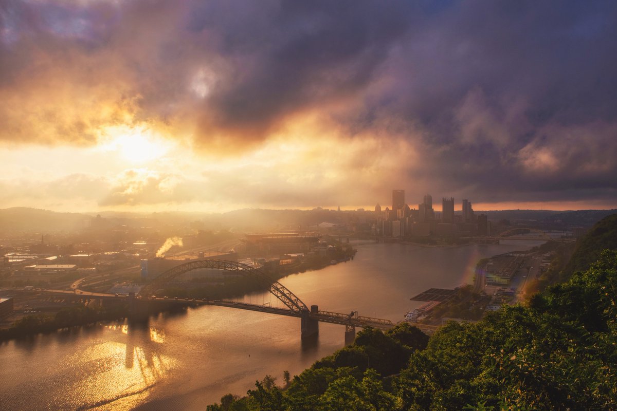 Is this heaven?

Nah, it's #Pittsburgh.

What a scene this morning from the West End Overlook. As the sun rose in the sky, low clouds and fog rolled in, creating a jaw-dropping view. The way the backlit clouds mixed with shadows and sunlight downtown was incredible.