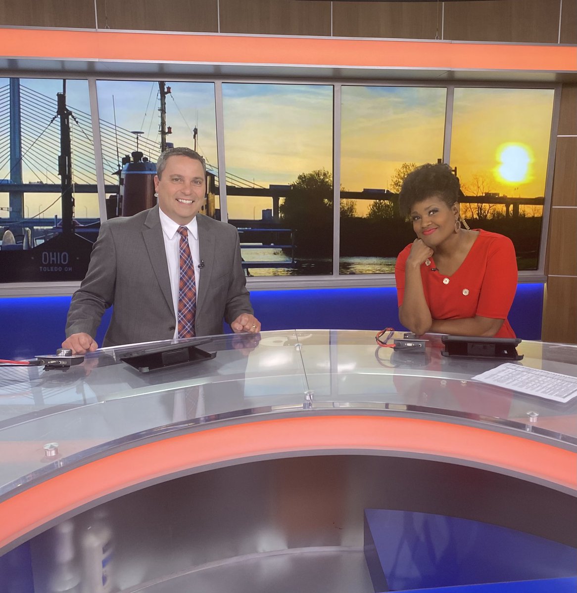 TiffanyTarpley's tweet photo. Are you watching FOX 36?  

You’ve probably noticed Tim Miller WTOL is gone.  He’s headed to a surprise awards ceremony for his son Ben. 

Shhhh....don’t tell anyone! 

Congratulations Ben!

#AMNewsers #ToledoOhio #WTOL11 on #FOX36 https://t.co/tU1fmoPIG4