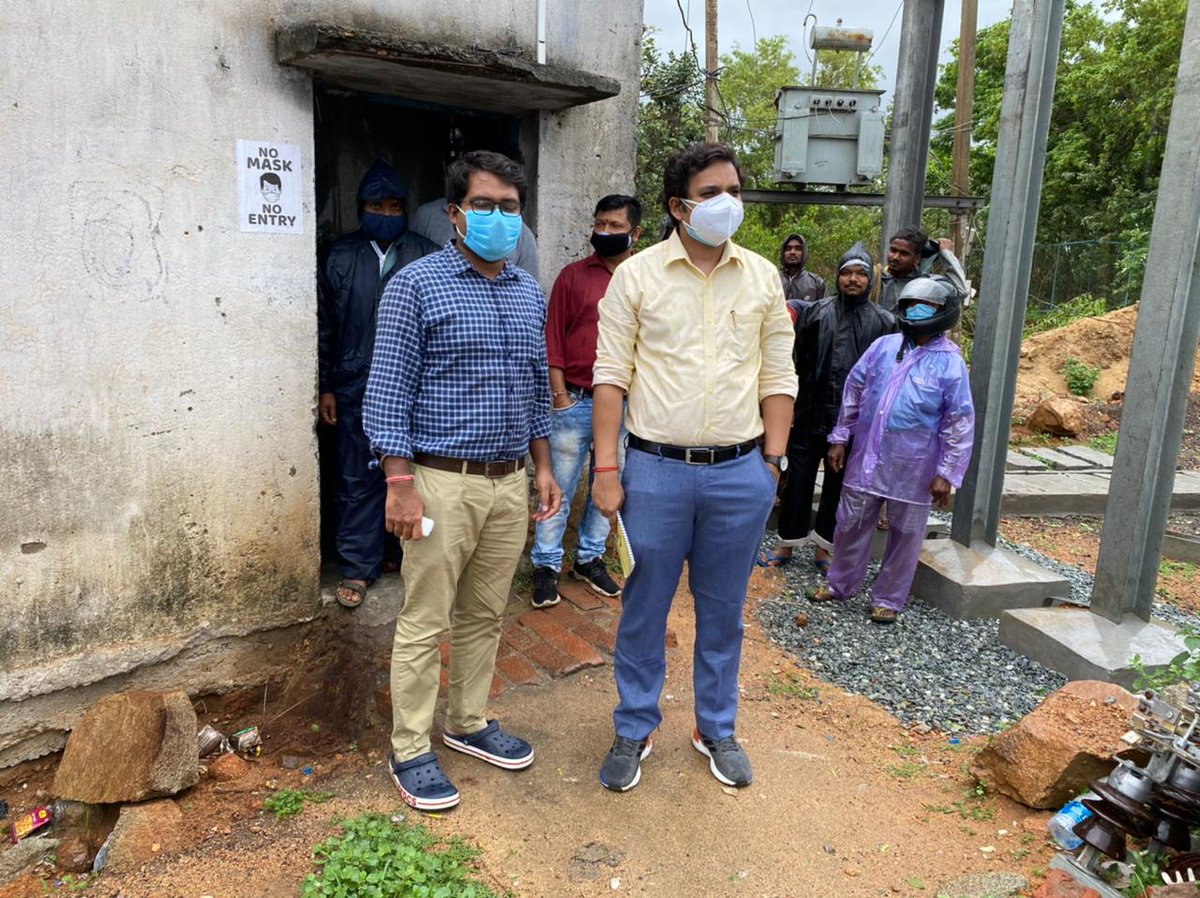 SanjibSardarMLA's tweet image. बिजली विभाग के पुरी टीम को दिल से आभार, बेहद कम समय में युद्ध स्तर पर कार्य कर पोटका विधानसभा के बिजली व्यवस्था को फिर से सुचारू करने का कार्य किया, कार्यपालक विद्युत अभियंता जी को विशेष धन्यवाद, #COVID19 से स्वस्थ होते ही, आराम ना कर मोर्चा को संभाले रखा।
@DCEastSinghbhum