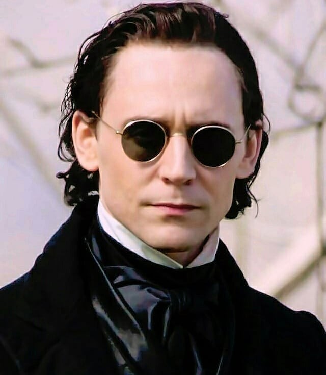 maryensenada's tweet image. #HiddlesLetterC Crimson Peak #TomHiddleston @HiddlestonSpam