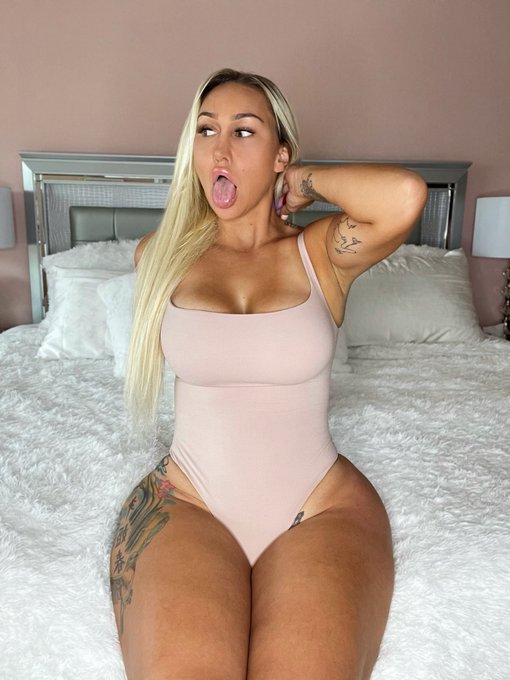 Moanin freakz 🥰 https://t.co/eCtekF6kBc