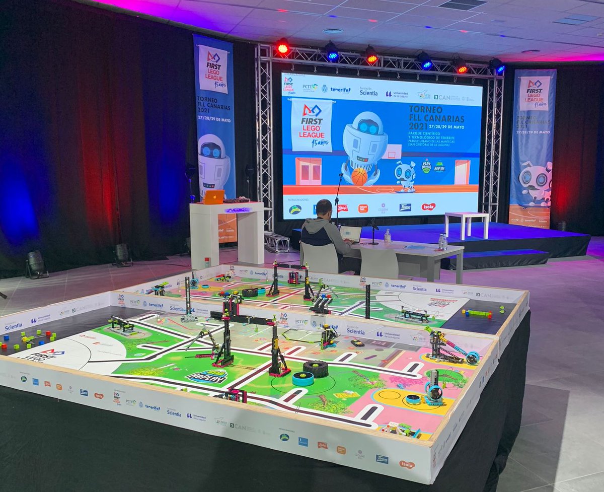 CCCabildoTfe's tweet photo. Nuestro consejero @Felix_Faro asiste a la presentación de las actuaciones y nuevos proyectos del área de @InnovacionTF y a la inauguración de la fase regional de la First Lego League 2021 @FLLCanarias que organiza el @PCTTenerife 

#Tenerife2030 sigue vivo... https://t.co/LEWOB3aFqj