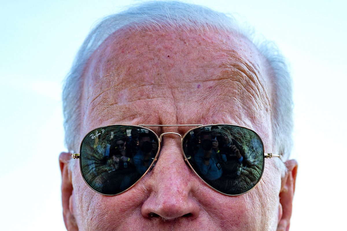 realDailyWire's tweet image. Joe Biden Met With Hunter Biden’s Foreign Business Associates While He Was Vice President: Reports dlvr.it/S0WrmD