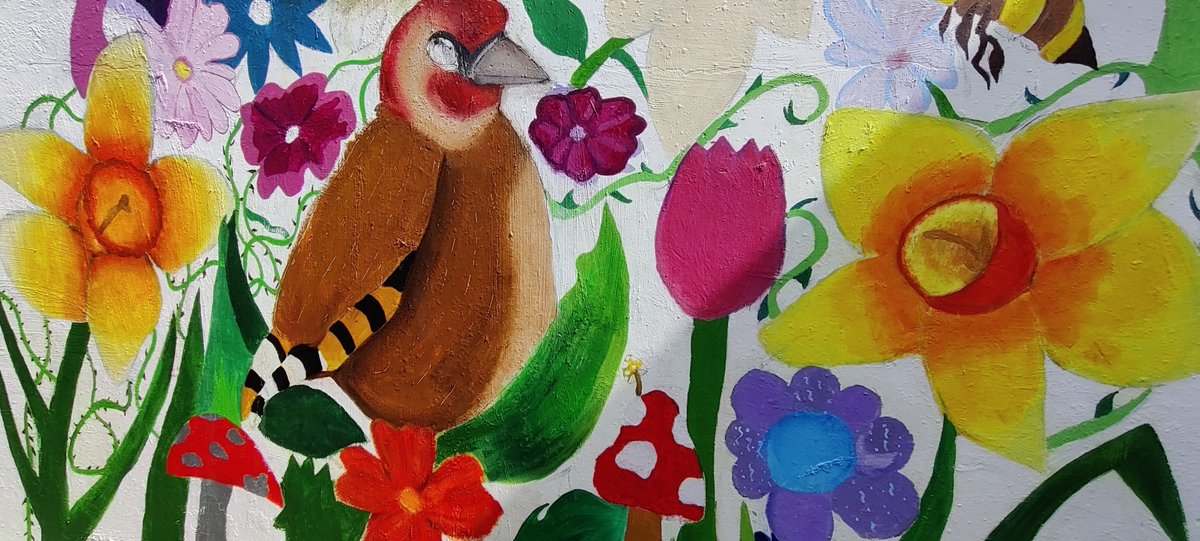 OaklandsCC's tweet image. Well done to TY students Elise Kane, Maebh Staunton, Sophie Moore, Isabel Mathews, Darcy Cooney, Allie Flynn &amp;amp; Emily Hickey who completed a mural this week with the help of visiting artist Caroline Keane. 
From us at Oaklands , thank you for the beautiful addition to our school