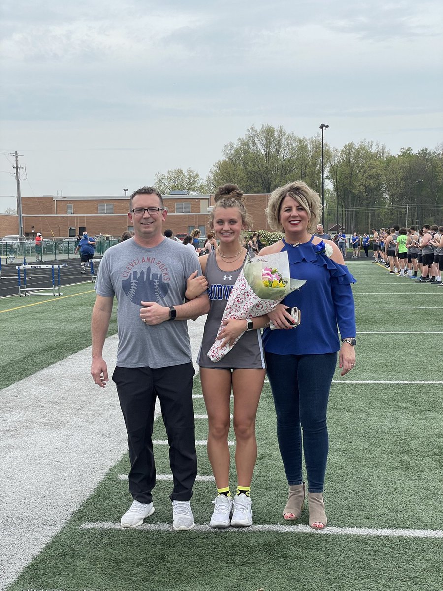 2021 Seniors:
Ashley Blascak
Events: 100/300h, high jump
Accolades:
7th on the Midview top 10 for 100h
5th on the Midview top 10 for 300h

“I’ve never taught or coached a student who makes me laugh more than Ash.”

“She won the LCAAA’s by running the 300s right?”