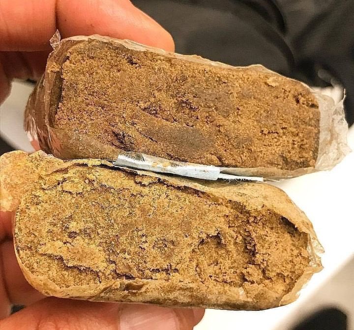 WeedMaco's tweet photo. Passe ta commande pure THC 🇨🇵👇
snaptchat👻:  
#100Daysofcode #https://www.snapchat.com/add/plug_stores PSG #rastabot
#venteom #manifestation #bordeaux #generationdentitaire #paris #suisse #92i #Brest #poitiers #proverbe #deliveryguy #weed #cannabiscommunity https://t.co/WoEy5TGaGb