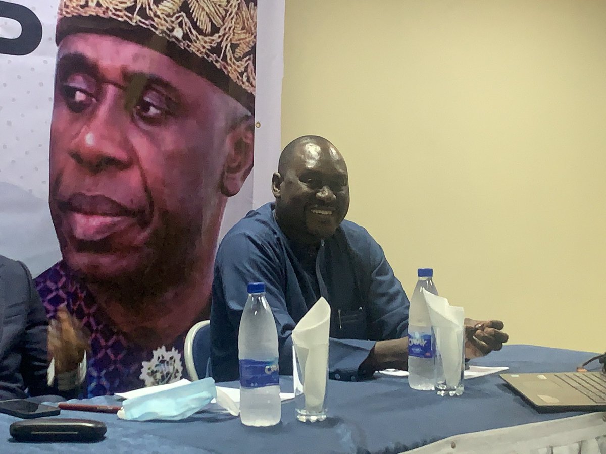 PatrioticGee's tweet photo. Leadership Conversation With Unity house foundation @uhf_ng ( 

“We have a long way in terms of sanitizing governance “

“We should participate for politics and demand accountability” 

Auwal Ibrahim Musa ( Rafsanjani )

#Dare2Succeed https://t.co/AsCRHRPxxH