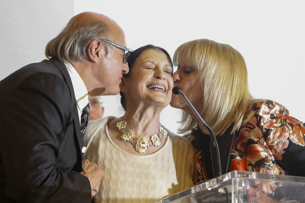e ora leggera spicca l’ultimo volo indimenticabile <a href="/carlafracci/">carla fracci</a>