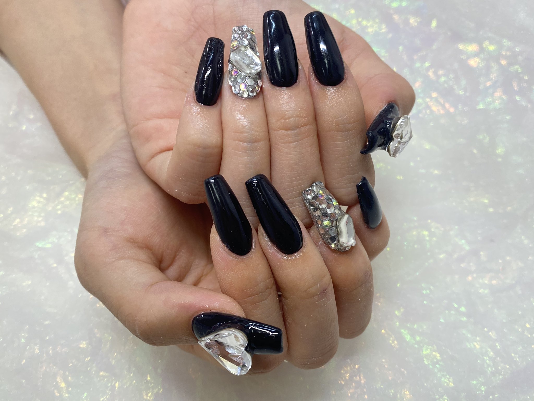 Nailsgogo 渋谷 ネイルサロン Nailsgogo ネット予約 T Co Pjrbh5rlbe インスタ T Co Gmbqsa2d9y ネイル 担当 黒田 黒ネイル キラキラネイル スワロフスキー ありがとうございました 渋谷ネイルサロン 派手ネイル スカルプ