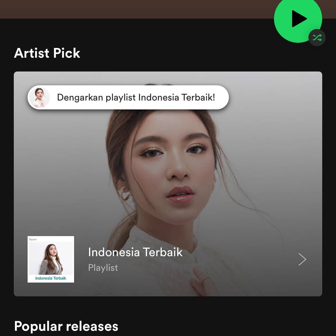 Yeayyy 😍 yang ditunggu-tunggu akan segera tiba. 

Malam ini, 'HADAPI BERDUA' single terbaru dari Tiara Andini <a href="/initiaraandini/">Tiara Andini 🌙</a> udah bisa kamu dengarin di playlist Indonesia Terbaik di Spotify &amp; Apple Music. 

#KitaHADAPIBERDUA