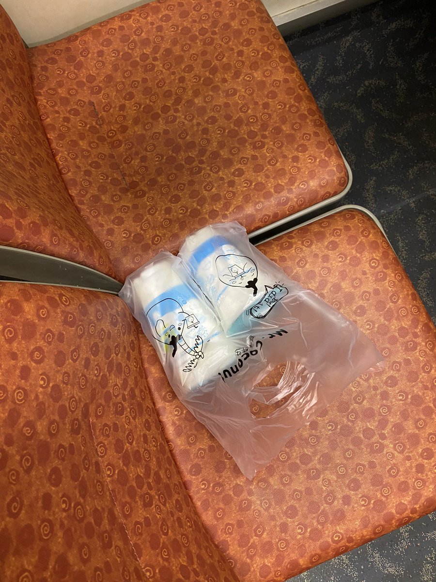 squishyeggu's tweet photo. HOLY SHIT I FOUND 2 CUPS OF MR COCONUT IN THE BUS AND THERE WAS NOBODY ... COP OR DROP SAY NOW https://t.co/kqefmHjklD