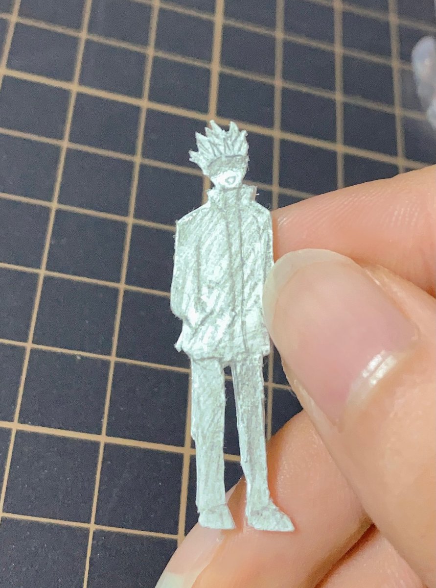 sencoro_'s tweet photo. 課題の模型作りがしんどすぎた��らごじょ先生を作って大きさを楽しむなどした https://t.co/H0Fiy9K5GE