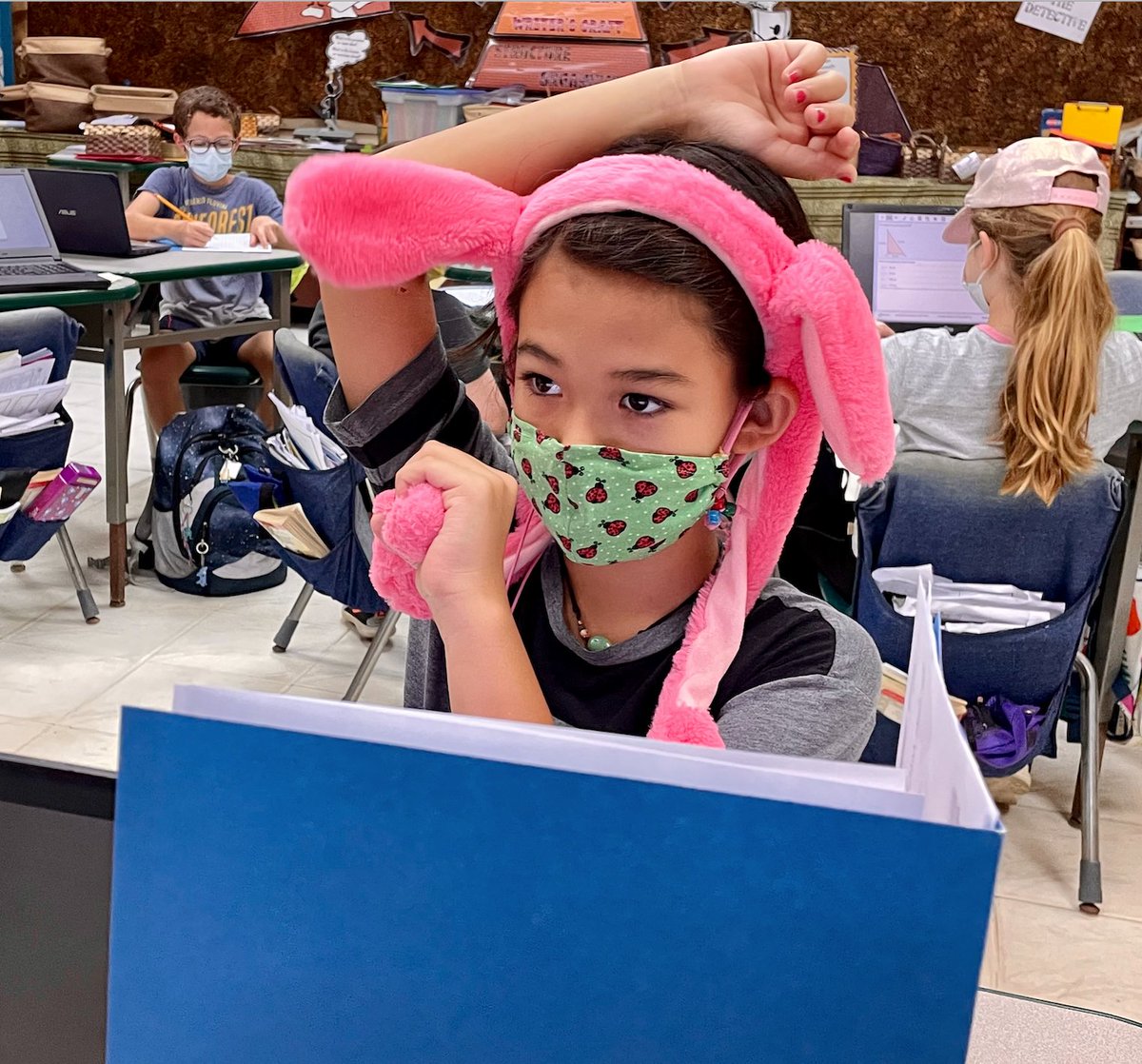 paulabaxter67's tweet image. Be kind to your mind...wear a hat day @TASOKinshasa also #MAP in hat day! @NWEA #MentalHealthAwarenessMonth @lesleerupp @araalihma