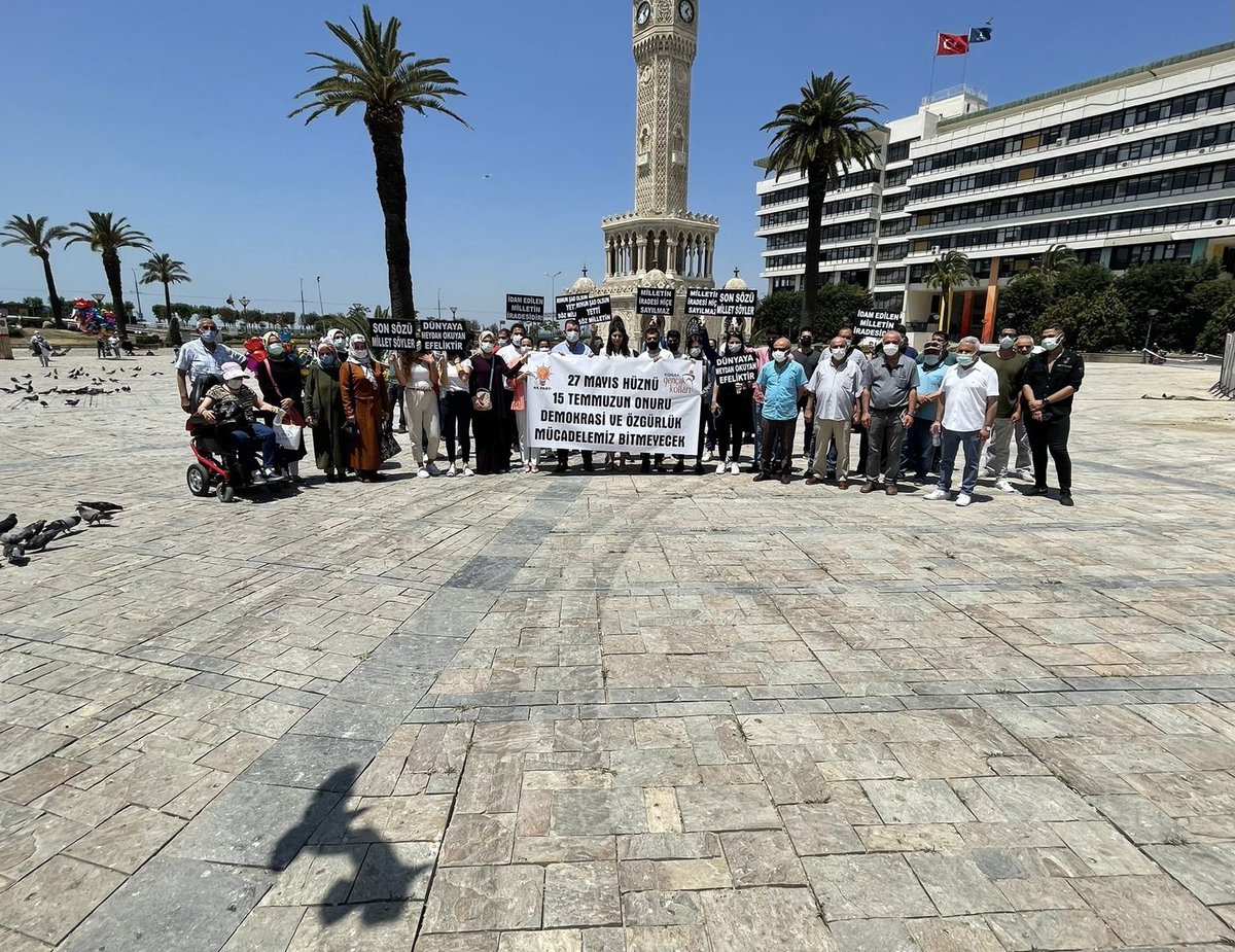 📍Konak Meydanı’ndayız!

Gençlik Kollarımızın organize ettiği, tarihe kara leke olarak geçen #27Mayıs darbesini kınadığımız basın açıklamızı gerçekleştirdik.

#DarbelerdenDemokrasiye
#AdnanMenderes

<a href="/Akparti/">AK Parti</a> <a href="/BY/">Binali Yıldırım</a> <a href="/avhamzadag/">HAMZA DAĞ</a> <a href="/erkankandemir/">Erkan Kandemir</a> <a href="/KSurekli/">Kerem Ali Sürekli 🇹🇷</a> <a href="/MAtillaKaya/">Mahmut Atilla Kaya</a> <a href="/Cbekle/">Cemal Bekle 🇹🇷</a> @CeydaBC47