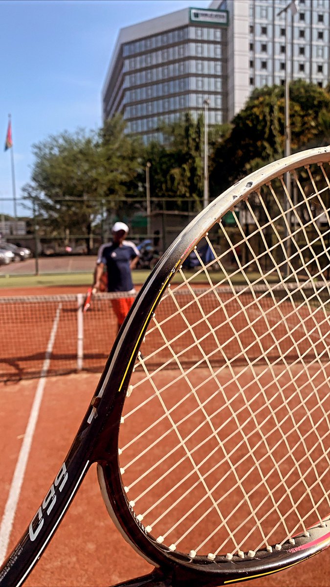 On Guard •Ready•Serve 🎾

Beautiful day for a tennis session with the coach himself. 

#accracityhotel #26May #Ghana