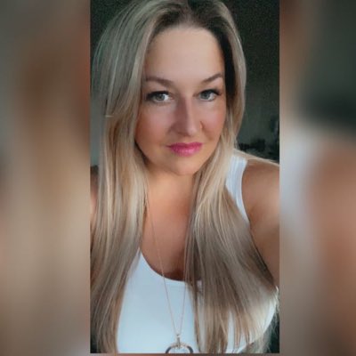 HelenHayward8's tweet photo. #NewProfilePic https://t.co/x9k1dstmOR