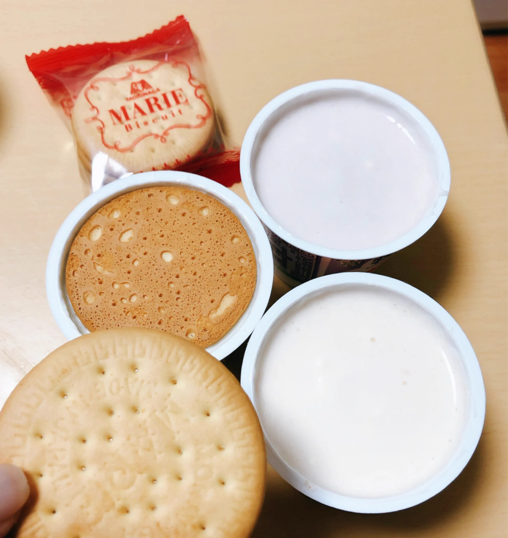 「革命」牧場ヨーグルトであら不思議！チーズケーキができるのです。