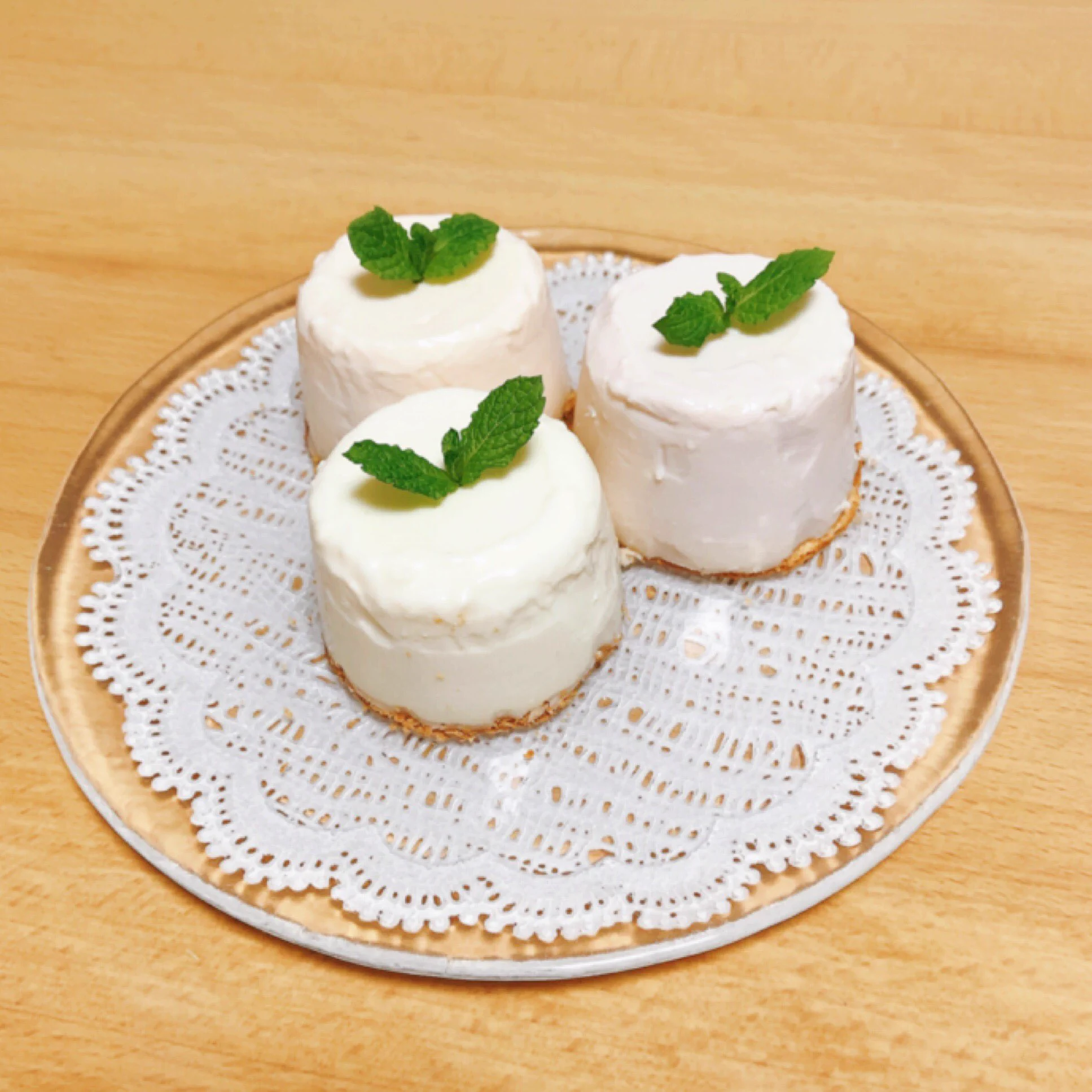 「革命」牧場ヨーグルトであら不思議！チーズケーキができるのです。