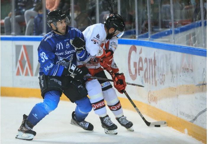 eccapita's tweet photo. #LigueMagnus : une prolongation à #Briancon 
#Hockeysurglace
https://t.co/q5n6XVmmVT https://t.co/tUx3DupTv8