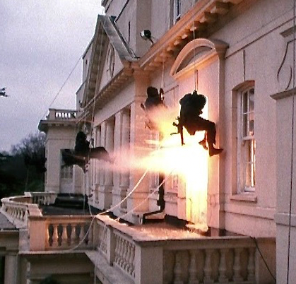 oxley264's tweet photo. WHO DARES WINS 1982
Lewis Collins Richard Widmark
Judy Davis Edward Woodward
Robert Webber John Duttine
Kenneth Griffith Ingrid Pitt
#IanSharp #EuanLloyd
#LewisCollinsBOTD1946 https://t.co/B4fWMQP4pf