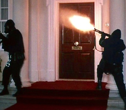 oxley264's tweet photo. WHO DARES WINS 1982
Lewis Collins Richard Widmark
Judy Davis Edward Woodward
Robert Webber John Duttine
Kenneth Griffith Ingrid Pitt
#IanSharp #EuanLloyd
#LewisCollinsBOTD1946 https://t.co/B4fWMQP4pf