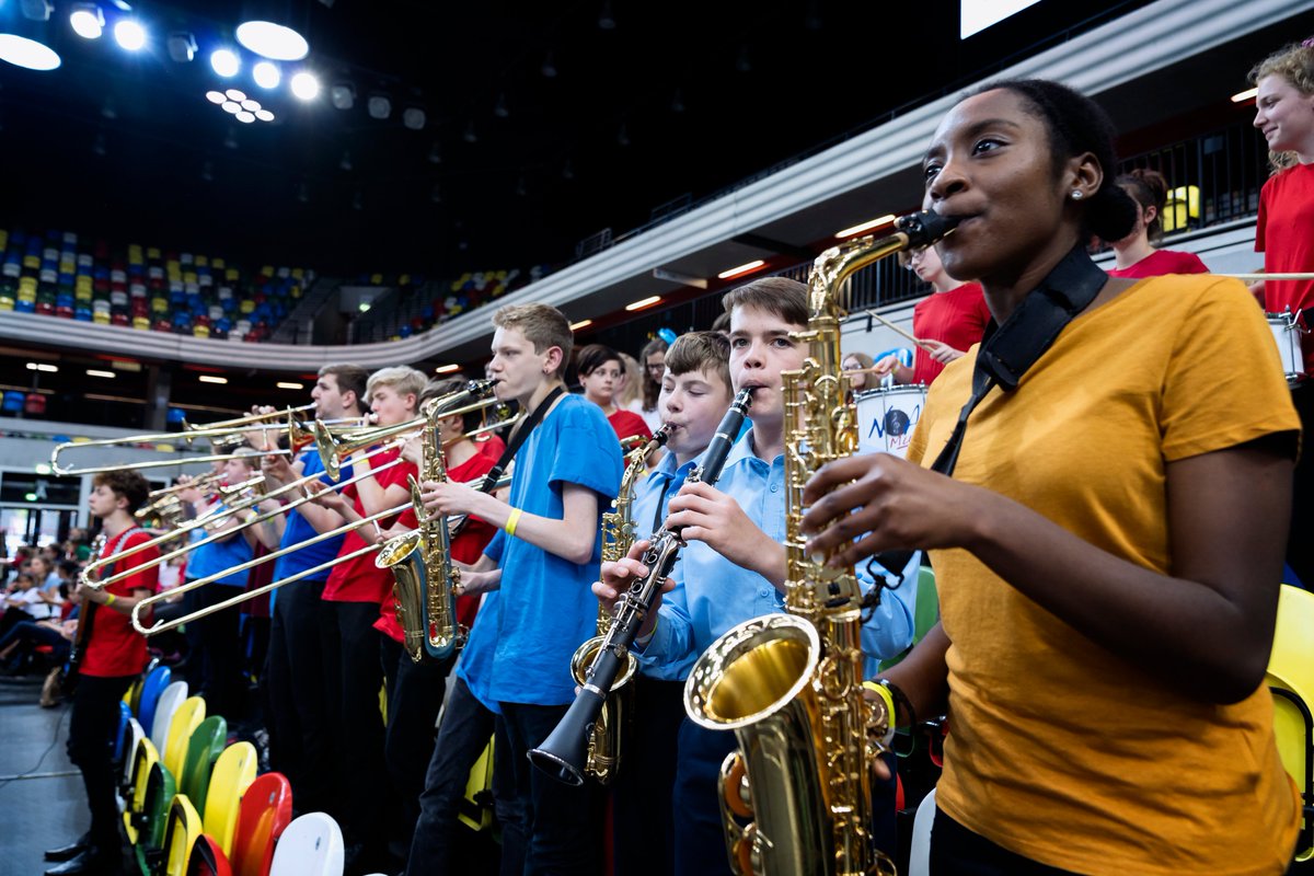 UL_Partnership's tweet photo. Remember when 2,000 students performed opera at the Olympic Park?! #EduArtsFest #EducationWithCharacter #Carmen #UnitedOpera https://t.co/eUXG8sdpTh