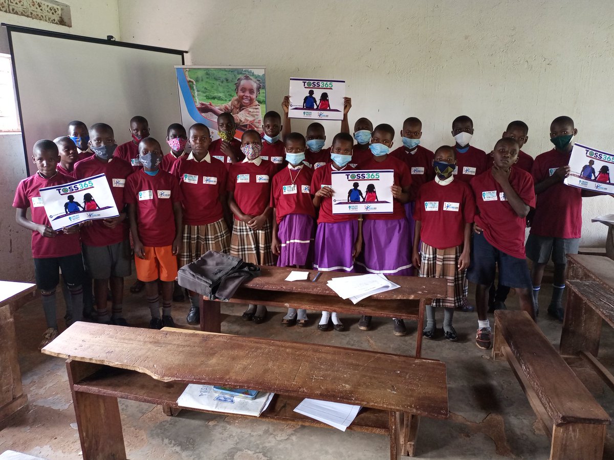 UzimaAri's tweet image. In partnership with the traffic police, town council leadership, school administrations, parents, boda boda riders and taxi drivers; UZIMA ARI is rolling out the Together for Safer School Journeys project (TOSS365) in Jinja District. #localActions @ClaiminOurSpace