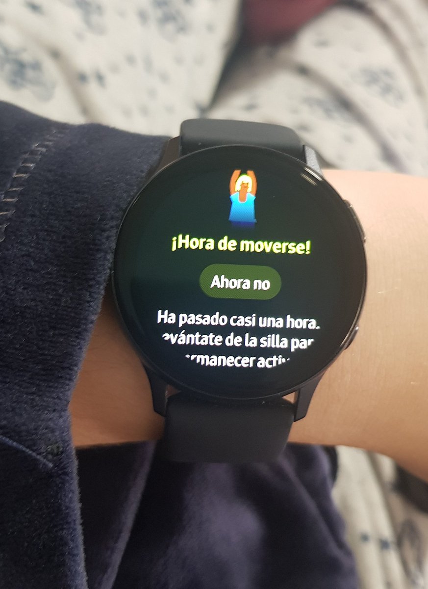 JenniferSzc's tweet photo. Mi reloj diciéndome que soy una vaga. https://t.co/mb2Vjvdkg3