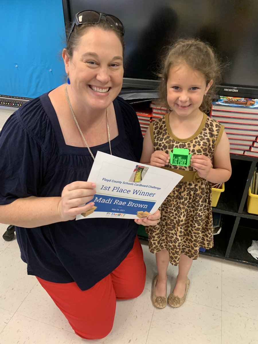 PPSDragons's tweet photo. SO proud of Madi Rae Brown, (1st grade student) for winning the cardboard challenge for 1st grade in FCS!! 🙌🏻🥇 https://t.co/ME4N2jTSfb