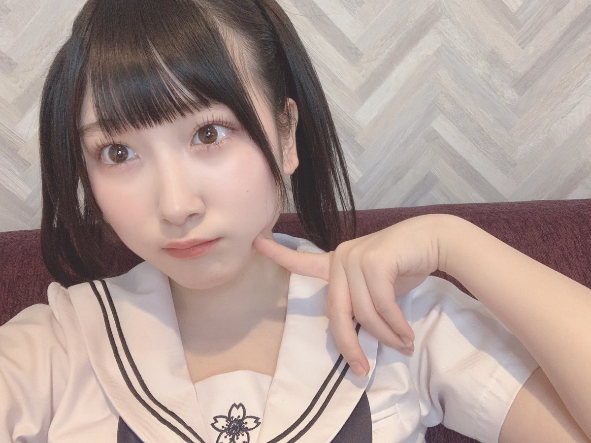_sakurai_momo_'s tweet photo. ⌒(ྀི o̴̶̷̤  ̫ o̴̶̷̤ )ྀི⌒がいちばん多かったよ💗

ちなみにこれはなんて打ってもでてこないももきゅんオリジナルの絵文字です♡

もう自分用にキーボードの設定ででてくるようにした⌒(ྀི o̴̶̷̤  ̫ o̴̶̷̤ )ྀི⌒
みんなも使ってももきゅんファンをアピールしてね💖

おやすももきゅん🍓

#ノイミー https://t.co/VRmoZQOE0B