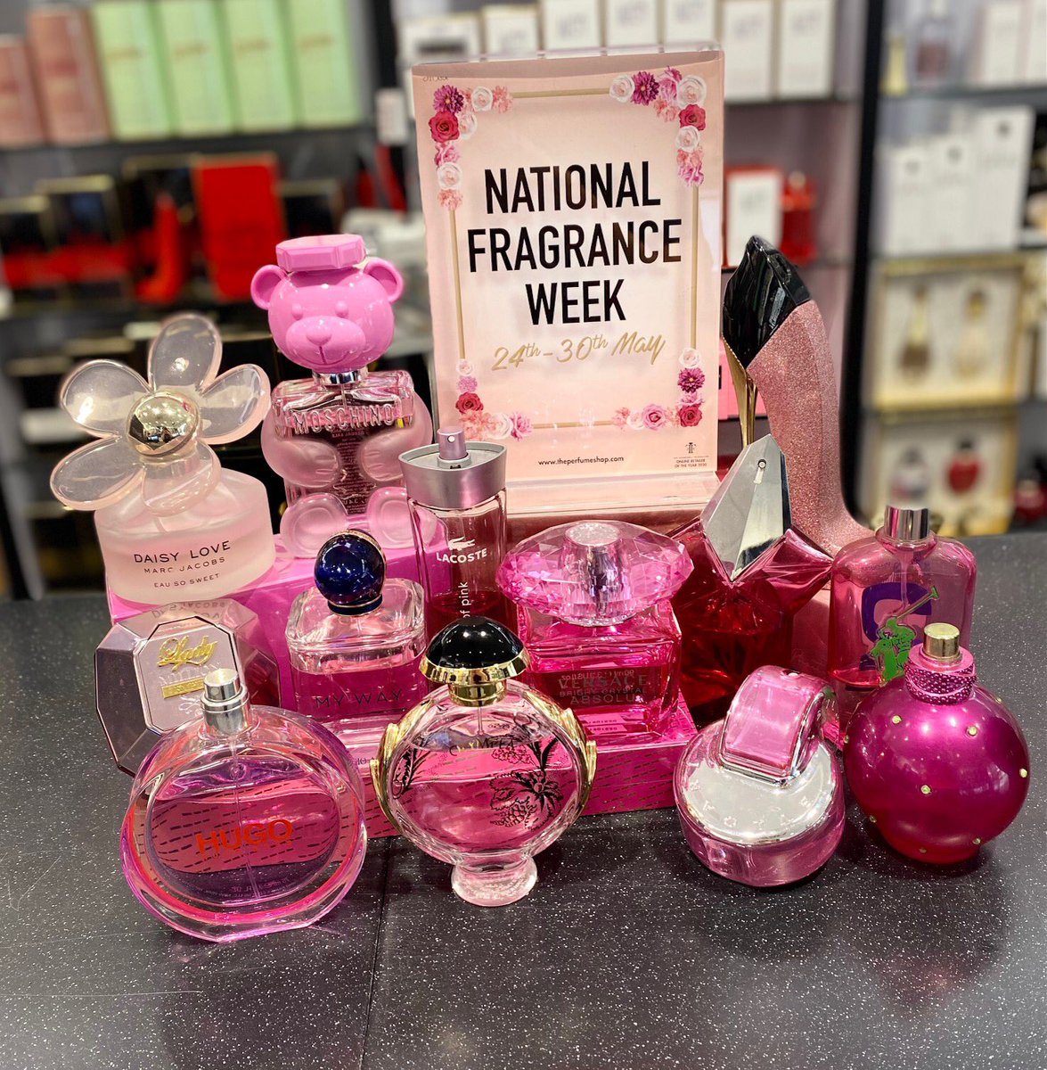 TpsStevenage's tweet photo. Everyone looks good in Pink 💕👄🌸🩰🎀💗#TPSNFW2021 #Nationalfragranceweek #TeamPaula #Pink #Perfume #lookgoodsmellgood @TPSPeople @FragranceFDN_UK https://t.co/P5VjfKhVAG