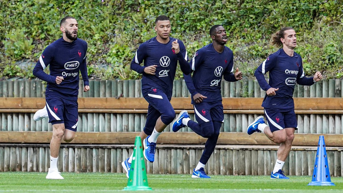 lnstantFoot's tweet photo. L’Europe n’est pas prête. (📸 @equipedefrance) https://t.co/jqGj9iKBA5