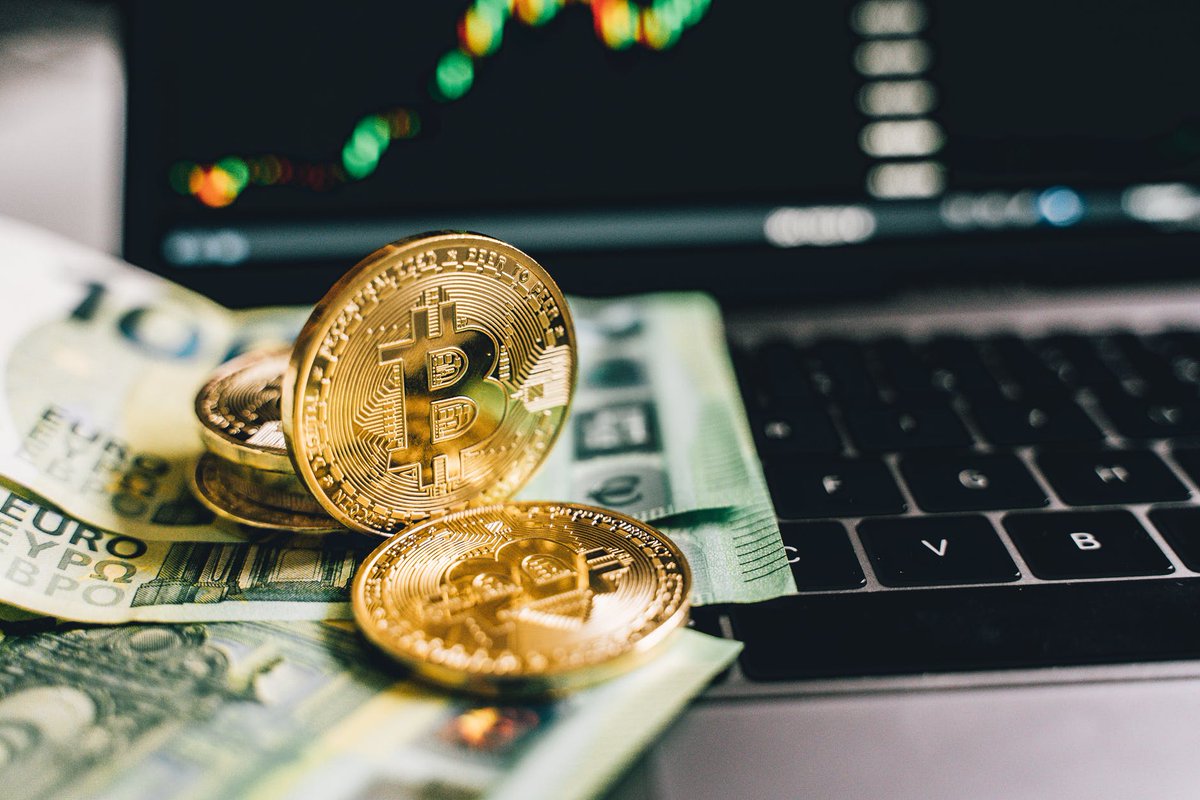 band_royalty's tweet photo. NFTs, Bitcoin Building Portfolios in Emerging Markets $MSTR $SQ $GBTC $OCG https://t.co/VdrrOFZ3bV https://t.co/XhSXpmRosT