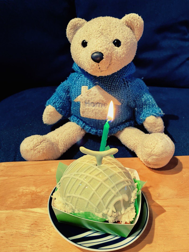 FINAL_HOME's tweet photo. I’m a big boy at 15! 

More golden years together with 
@jazzbluecafe and @minimal514 ❤️

#birthdayboy https://t.co/vi4x0LWAfW