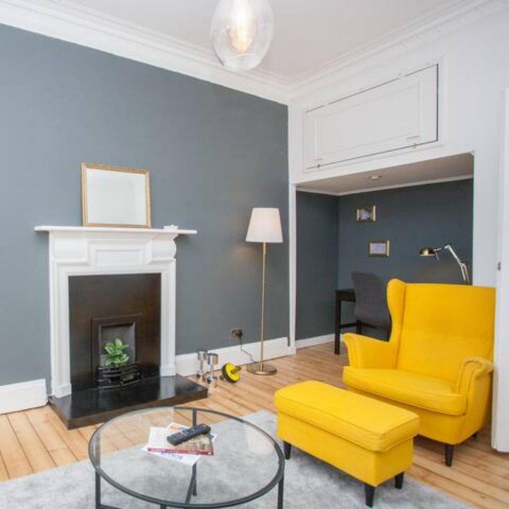 bnbhost's tweet image. It's amazing what a pop of colour can do for a room 💫

Our team will help your home get Airbnb ready in a flash. 

See what we can do to make more income for your property today:
buff.ly/3heT4OF
#PropertyManagement #Glasgow