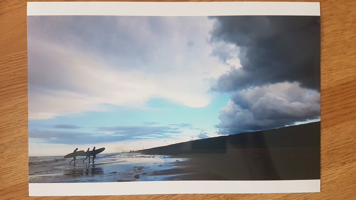 Ik liet een van mijn foto's van afgelopen week met naderend onweer bij zee, als proef uitvergroten door Profotonet, n.a.v. een tip van <a href="/jaapjandevries/">Jaap Jan de Vries - allround specialist</a>. 

Ik ben zeer tevreden met het resultaat. Dank Jaap-Jan! <a href="/profotonet/">Profotonet</a> 👌