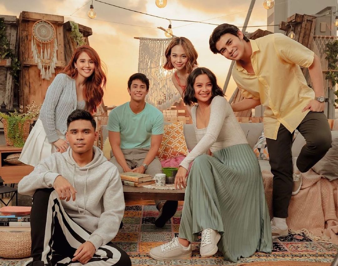 acfam_isabelaa's tweet photo. They're still live! Check it out on Facebook

SMARTkadaHangout WithAC

#SmartPHxAC

@BonifacioAc
@LiveSmart https://t.co/IZU1Zl4w3h