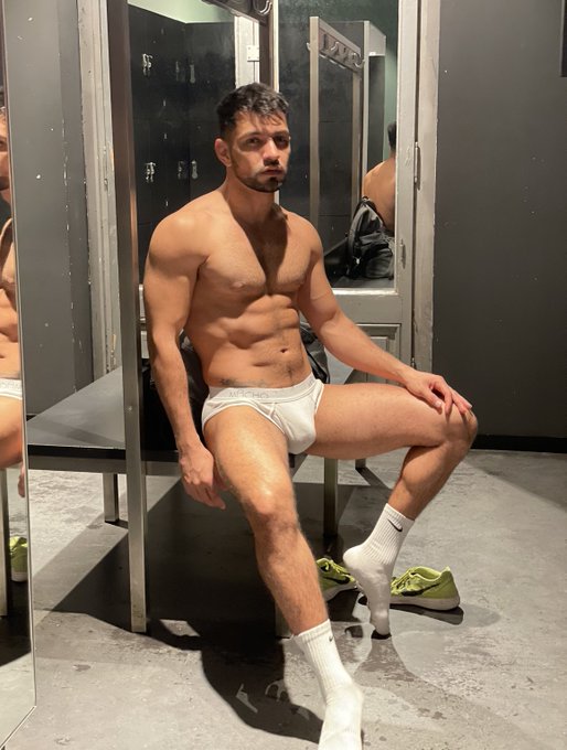 2 pic. ?

en #onlyfans
https://t.co/cygxMH1qWN 

@miguelsolo611 @Pollas_lefa3 @BOYZSPACE @GayBCNPorn