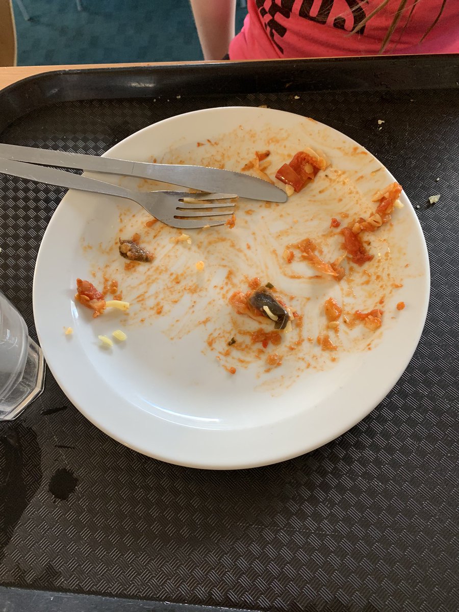 PglSwallowfield's tweet photo. Pasta for lunch lots of empty plates! https://t.co/uuK4Z0n3Tq