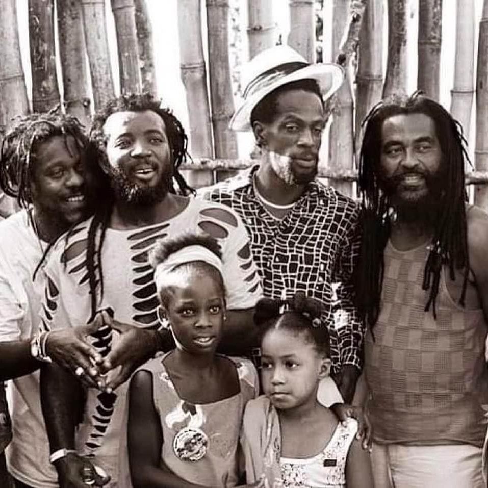 This is such an amazing picture. God bless our Reggae Icons.

#throwbackthursdays