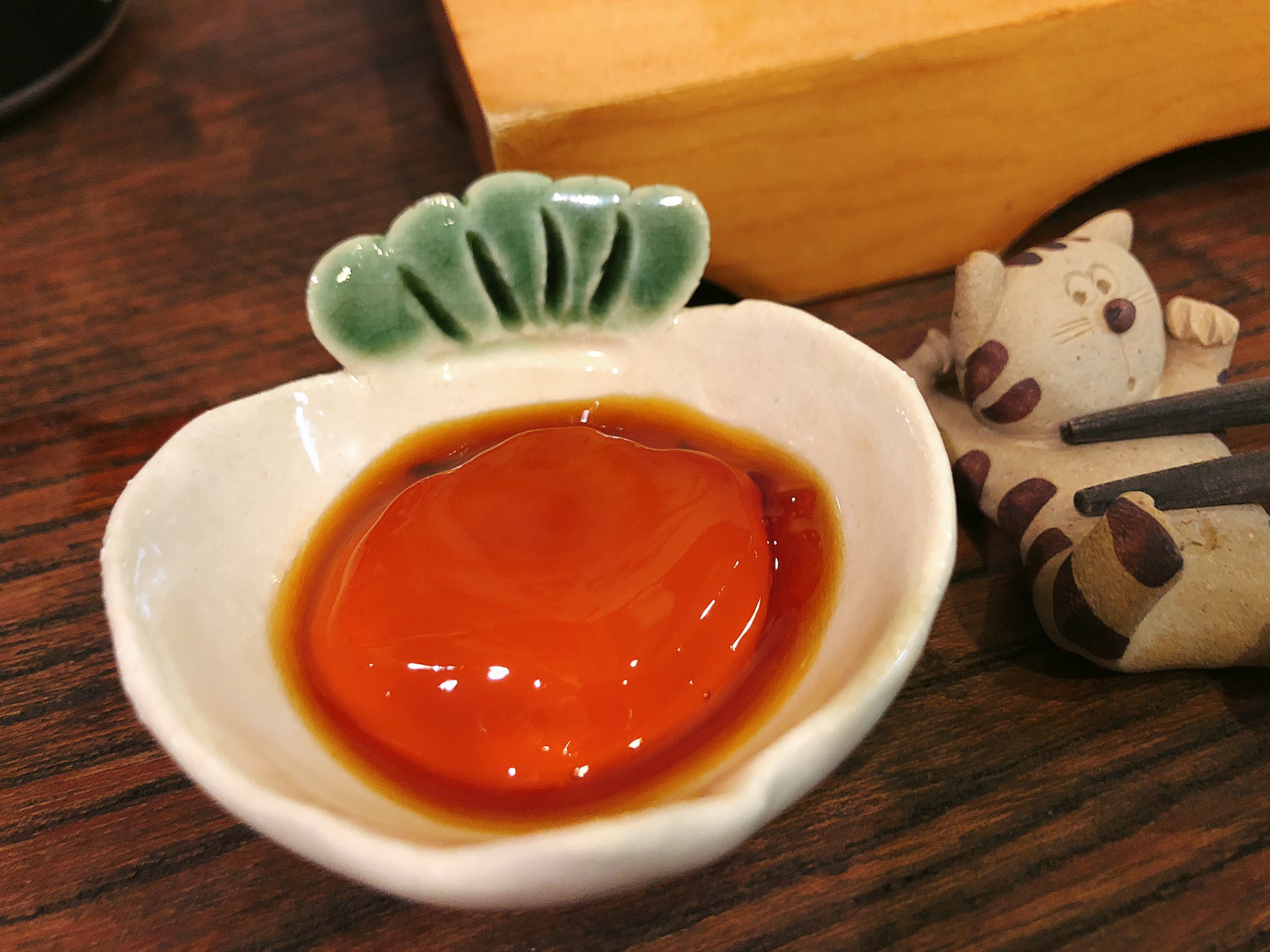 تويتر 魔女っこれい على تويتر 始め 山菜お通しセット ラデッシュの酢漬け こごみの胡麻餡かけ アケビの新芽のナムル 山椒 の葉の塩漬け わらびの酢漬け コシアブラのバター入りお浸し わらびの醤油漬け 山椒の実の塩漬け 卵黄の醤油漬け 合わせる