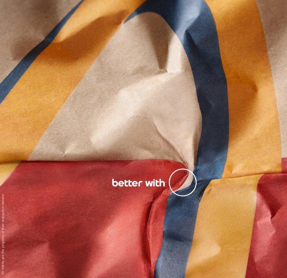 Ad of the Day: 

Pepsi’s hidden logos ‘proof’ it goes better with burgers than Coke 

thedrum.com/news/2021/05/2…