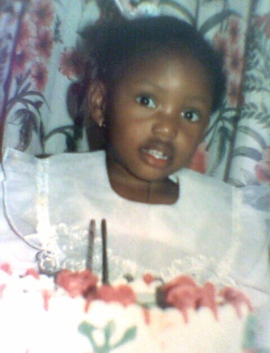 Aimalohi_'s tweet photo. Happy 25th Children’s day to me🥰 https://t.co/F6nNnIR4th