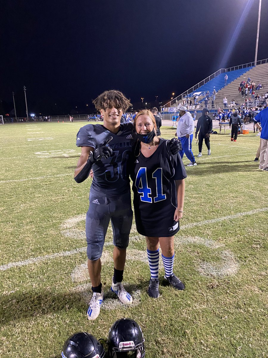 MrsWood03671136's tweet photo. Good luck today @IamGregBush30 in the state track meet @LavergneTrack !!!! We believe in you 💙💙@CoachWood_LHSFB @LaVergne_FB https://t.co/5Y7jzWO0LK